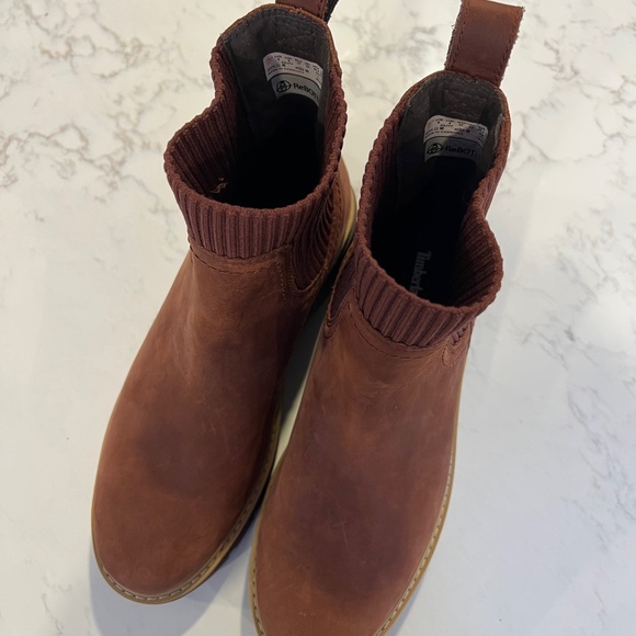 Timberland Women's Cervinia Valley Chelsea Boot, Size 6, NWOT - Picture 6 of 11